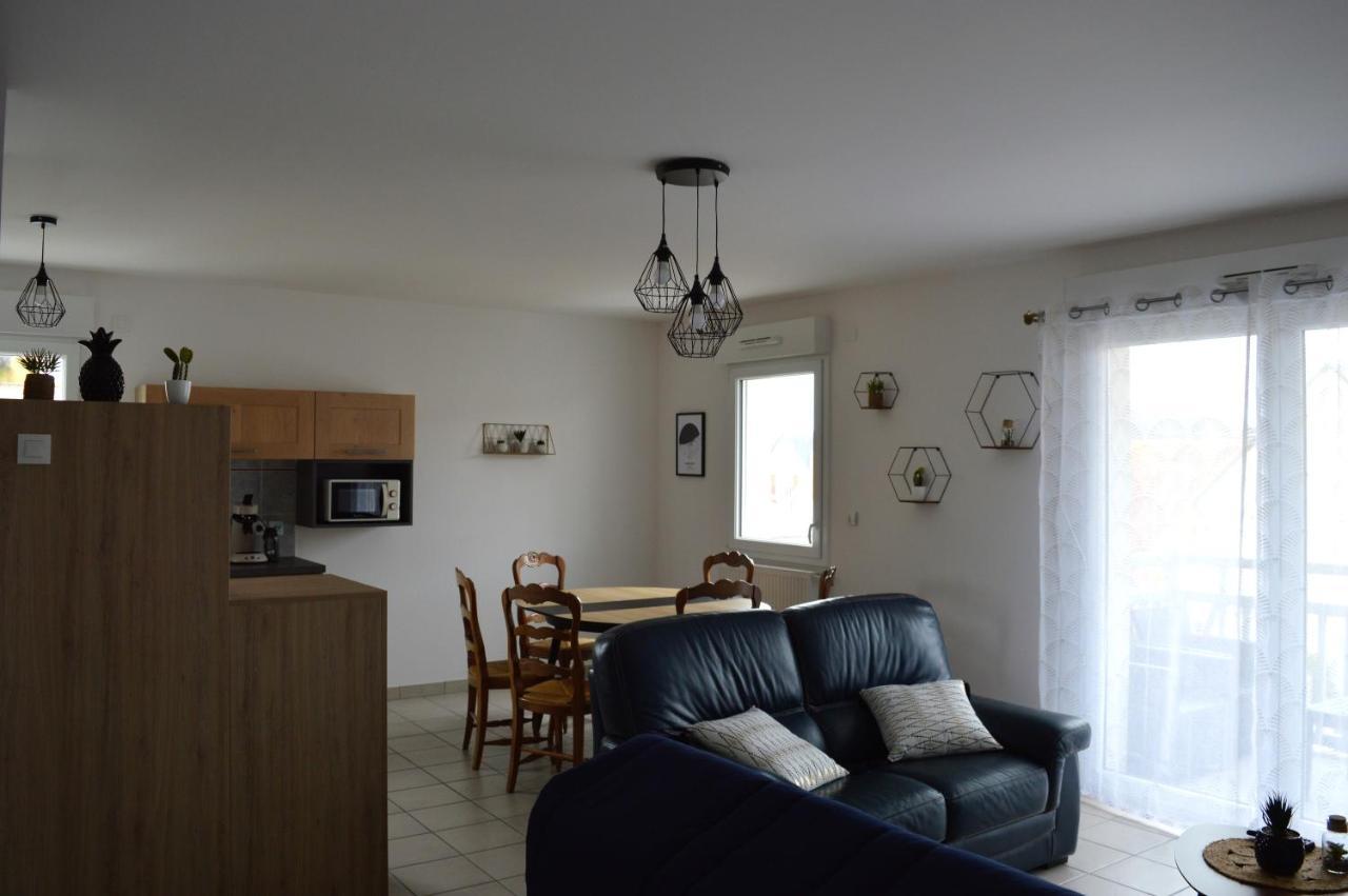 Appartement Spacieux Avec Balcon - A 50M De La Plage Courseulles-sur-Mer Zewnętrze zdjęcie